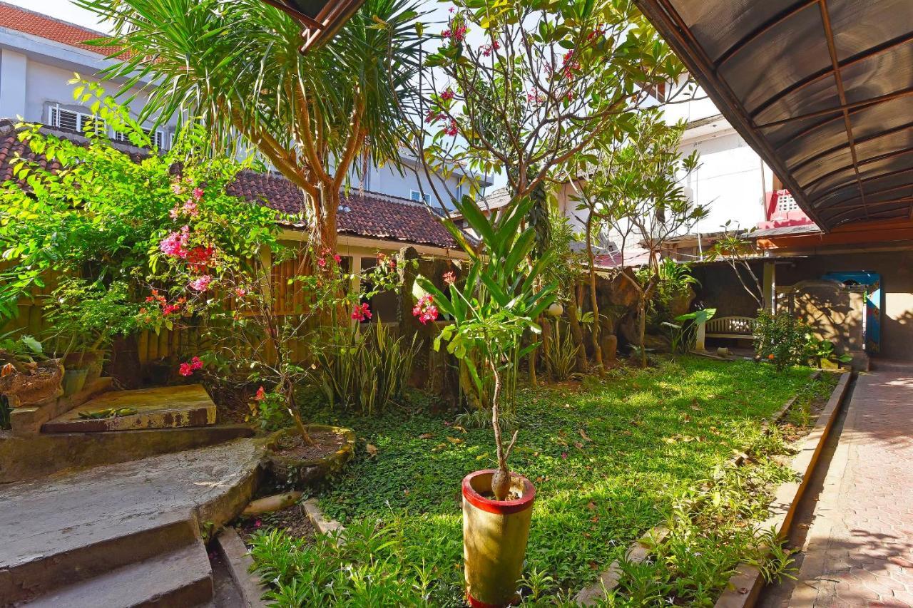 Oyo 3244 Grand Chandra Hotel Denpasar  Luaran gambar
