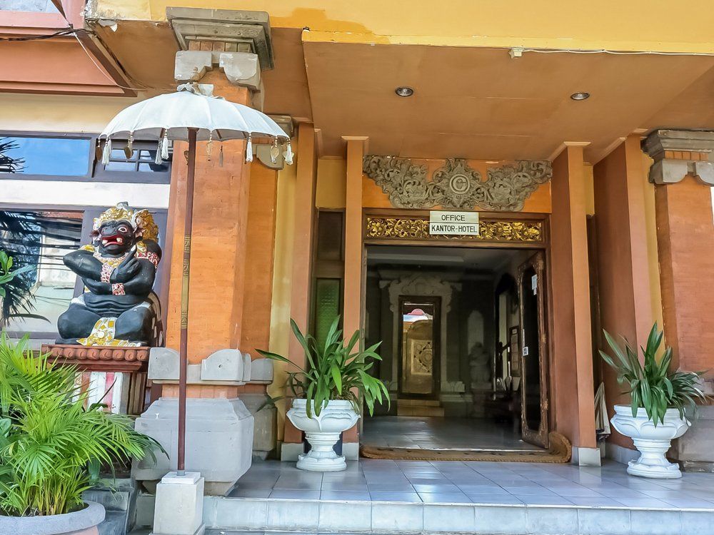 Oyo 3244 Grand Chandra Hotel Denpasar  Luaran gambar